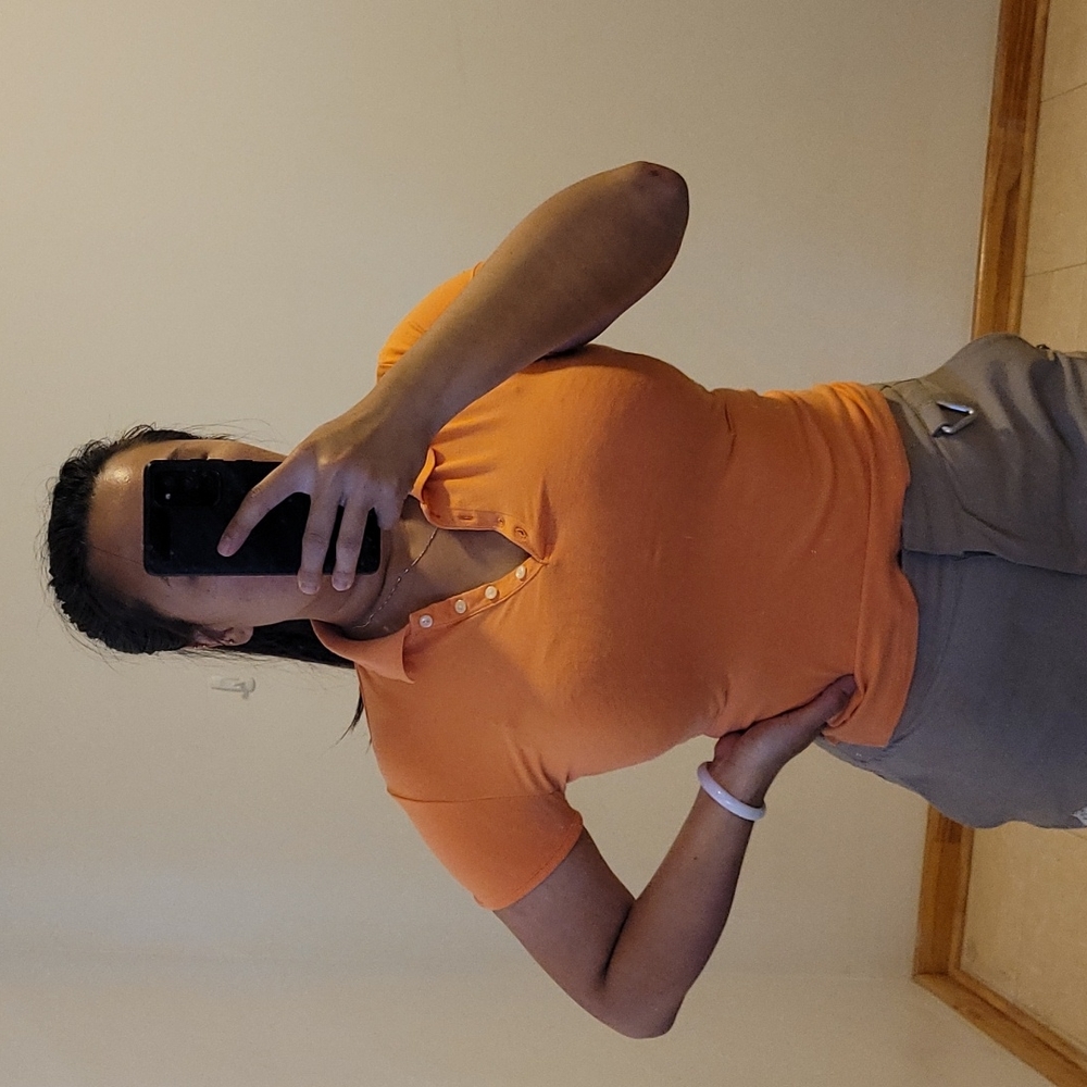 FREE - Vintage "small" orange slightly cropped polo